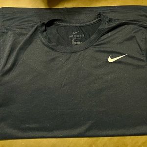 NAVY BLUE THE NIKE TEE size medium (DRI-FIT)